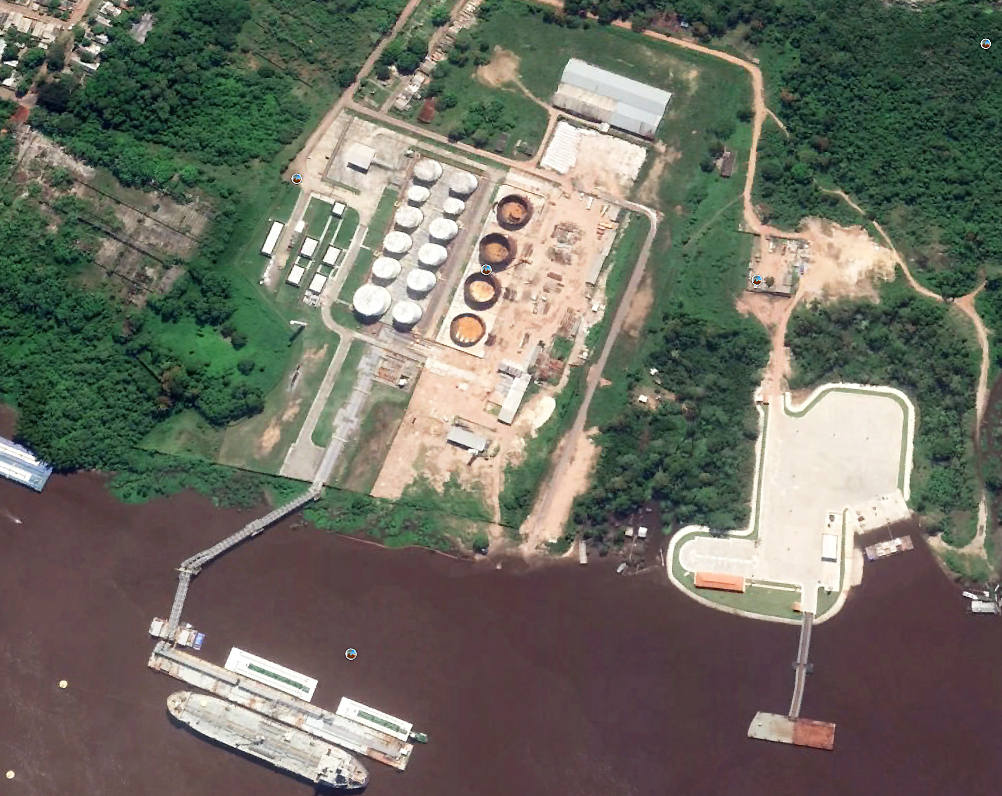 Major port on the Amazon River at Itacoateria